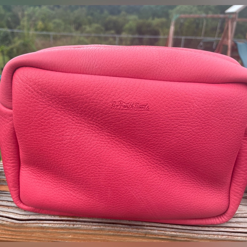 Medium Pink Sarah (NO STRAP